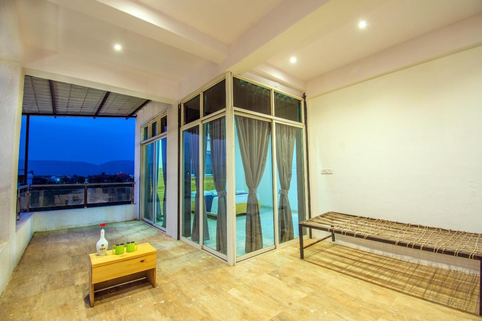 Empyrean Stay Ll 6Bhk Ll Royal Bramha Palace Ll Pvt Pool Ll โลนาวาลา ภายนอก รูปภาพ